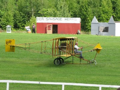 Click to view full size image
==============
CurtissD-Taxi.jpg CurtissD-Taxi.jpg