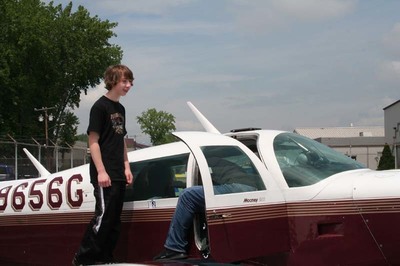 Click to view full size image
==============
2011-05-21_YE_Brainard_28KHFD29_110.jpg 2011-05-21_YE_Brainard_28KHFD29_110.jpg